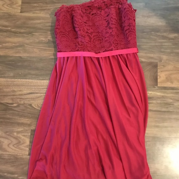 David’s Bridal Dress size 6 apple red - Picture 2 of 3